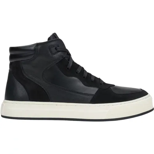 Estro - Shoes > Sneakers - Black - Estro - Modalova