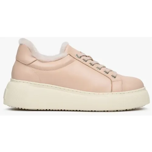 Estro - Shoes > Sneakers - Beige - Estro - Modalova