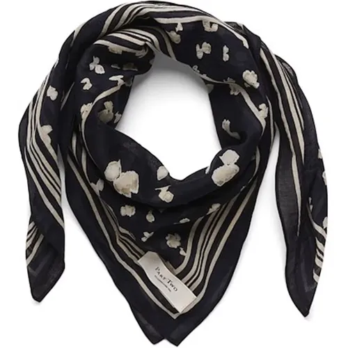 Accessories > Scarves - - Part Two - Modalova