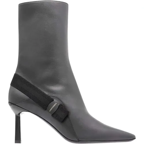 Shoes > Boots > Heeled Boots - - Salvatore Ferragamo - Modalova