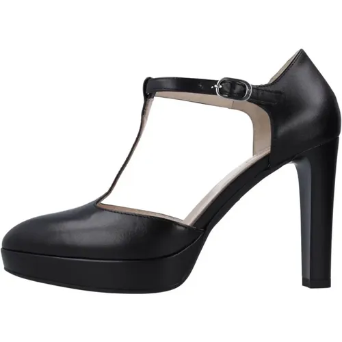 Shoes > Heels > Pumps - - Nerogiardini - Modalova