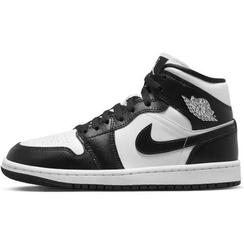 Jordan - Shoes > Sneakers - Black - Jordan - Modalova