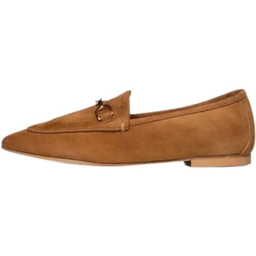 Shoes > Flats > Loafers - - Poche Paris - Modalova