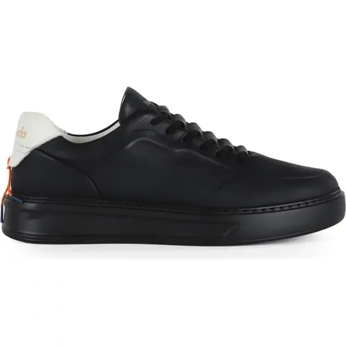 Shoes > Sneakers - - Barracuda - Modalova