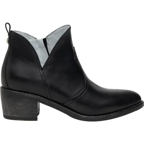 Shoes > Boots > Cowboy Boots - - Nerogiardini - Modalova