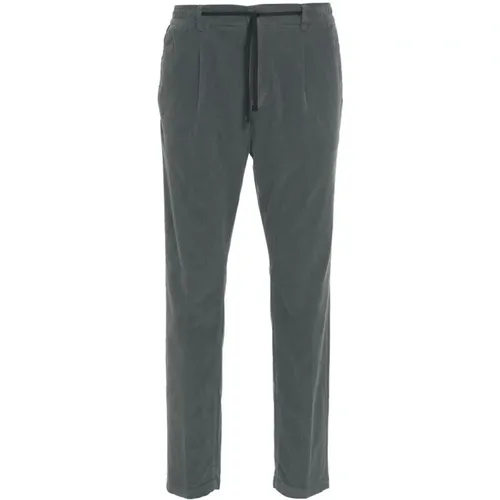 Trousers > Slim-fit Trousers - - Cruna - Modalova