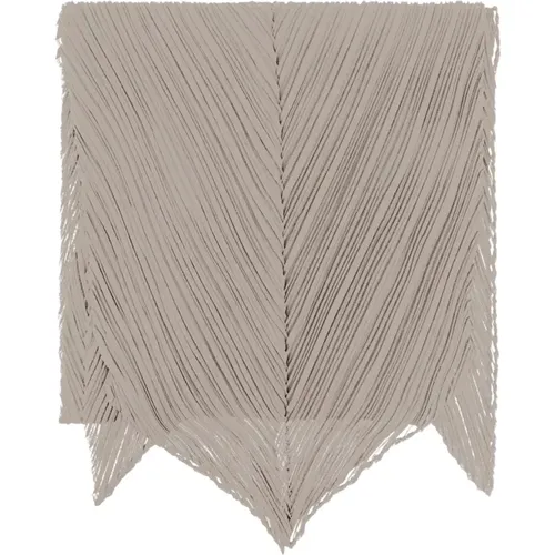 Accessories > Scarves - - Issey Miyake - Modalova