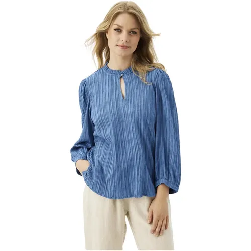 Blouses & Shirts > Blouses - - IN Front - Modalova