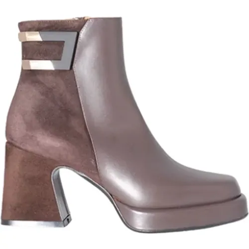 Shoes > Boots > Heeled Boots - - Albano - Modalova