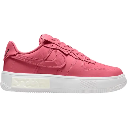 Nike - Shoes > Sneakers - Pink - Nike - Modalova