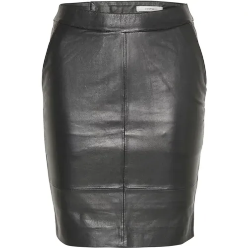 Skirts > Leather Skirts - - Gestuz - Modalova