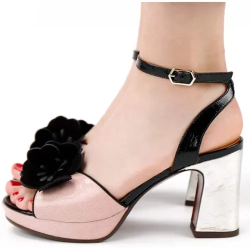 Shoes > Sandals > High Heel Sandals - - Chie Mihara - Modalova