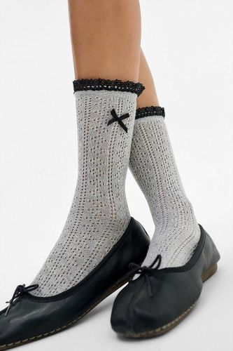 Chaussettes à naud en pointelle en taille: TAILLE UNIQUE - Out From Under - Modalova