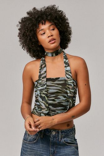 UO Addison Ruched Bandeau Top par en taille: Large - Urban Outfitters - Modalova