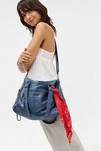 Sac Cindy en simili cuir lavé avec détail foulard en taille: TAILLE UNIQUE - BDG - Modalova