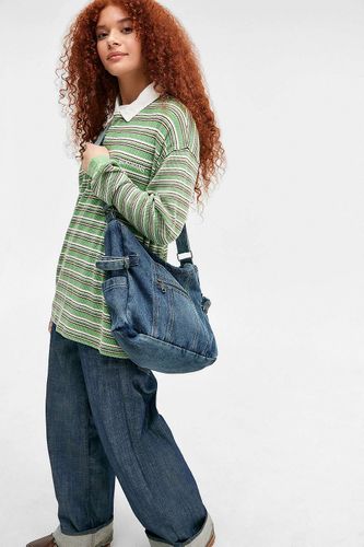 Zip-Up Denim Sling Bag en taille: TAILLE UNIQUE - BDG - Modalova