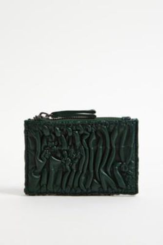 Ruched Coin Purse par en taille: TAILLE UNIQUE - Urban Outfitters - Modalova