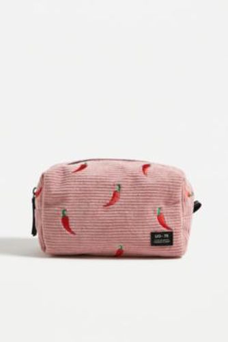 UO - Trousse de maquillage en velours côtelé piments par en - Urban Outfitters - Modalova