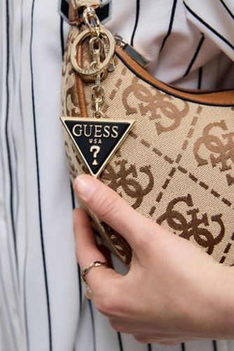 Porte-clés triangle en taille: TAILLE UNIQUE - GUESS - Modalova