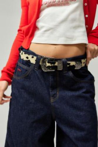 Ceinture en cuir imprimé vache UO par en / taille: Medium/Large - Urban Outfitters - Modalova