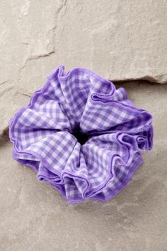 Oversized Gingham Scrunchie par en Lilac - Urban Outfitters - Modalova
