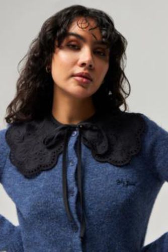 Col Broderie en taille: TAILLE UNIQUE - Kimchi Blue - Modalova