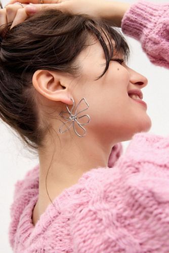 Boucles d'oreilles en métal à pétales de fleurs en taille: TAILLE UNIQUE - Silence + Noise - Modalova