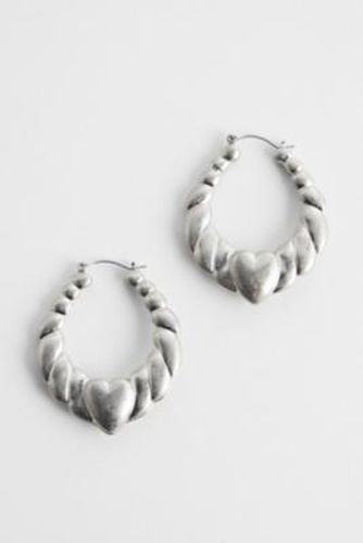 Boucles d'oreilles créoles caur épaisses UO par en taille: TAILLE UNIQUE - Urban Outfitters - Modalova