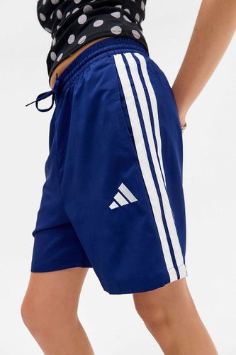 Shorts en sergé à 3 bandes bleus en taille: XS - adidas - Modalova