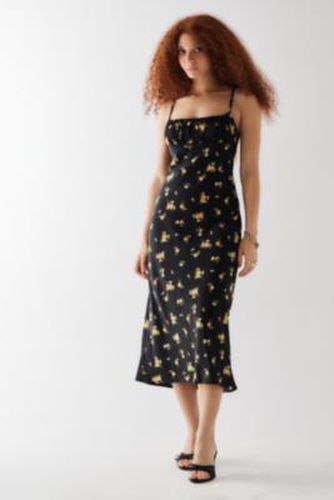 Kiss The Sky UO Exclusive Valentina Robe Midi Slip à Imprimé Fleuri par en taille: Small - Urban Outfitters - Modalova