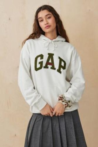 Sweat à capuche archive écru en taille: Medium - GAP - Modalova