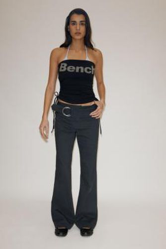 UO Exclusive Belted Flare Pants en taille: Medium - Bench - Modalova