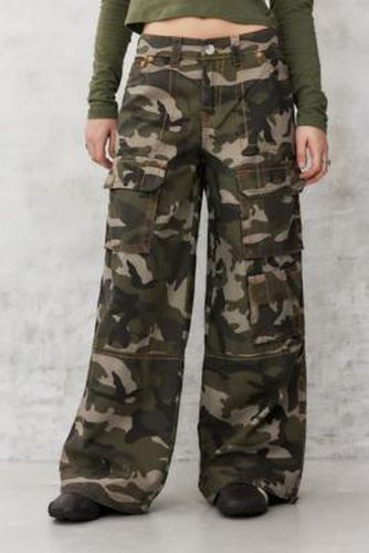 Jean cargo Bobbi à taille basse et motif camouflage en taille: 30 - True Religion - Modalova