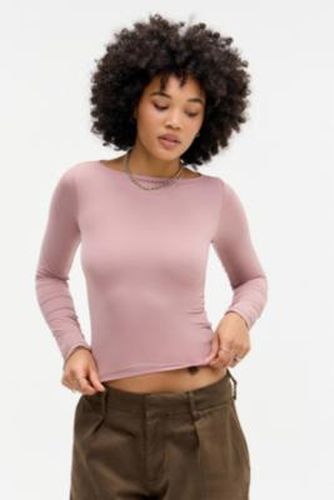 UO Mia Slinky Slash Neck Long Sleeve T-Shirt par en taille: Small - Urban Outfitters - Modalova