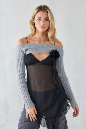 UO - Boléro en tricot douillet à épaules dénudées par en Gris taille: XS - Urban Outfitters - Modalova