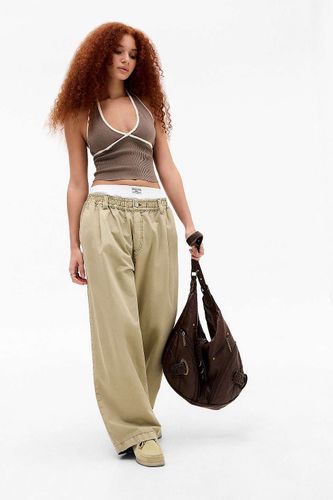 Haut Halter UO Jinx par en taille: XL - Urban Outfitters - Modalova