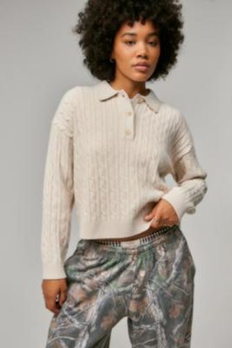 Pull à col en tricot câblé UO par en taille: XS - Urban Outfitters - Modalova