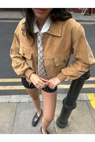 Veste bomber en daim UO Patrice par en taille: XS - Urban Outfitters - Modalova