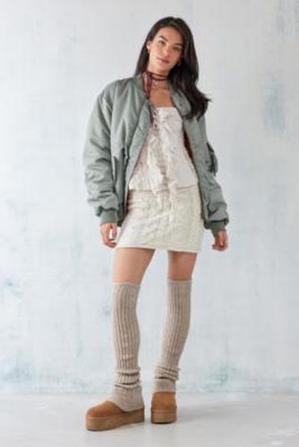 UO - Mini-jupe en maille torsadée par taille: Large - Urban Outfitters - Modalova