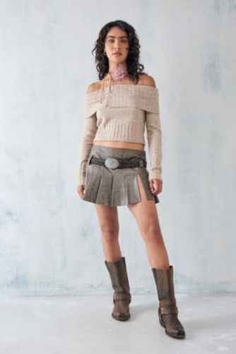 UO - Mini-jupe plissée en simili cuir craquelé par en taille: 2XS - Urban Outfitters - Modalova