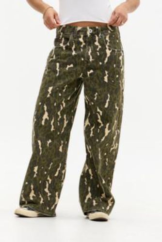 Jeans BDG Jaya Camouflage Animal en taille: 24 l 32L - Urban Outfitters - Modalova