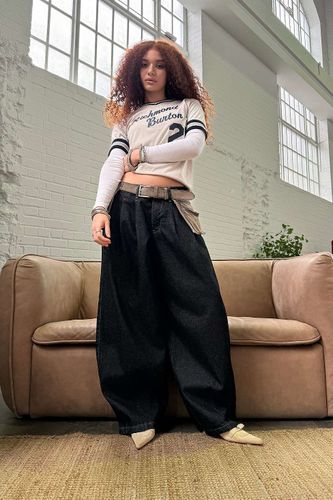Jeans cocon Jax à plis en taille: 24 l 30 L - BDG - Modalova