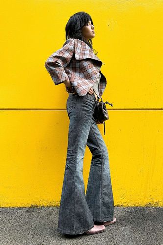 Jeans skinny bootcut taille basse Miko en taille: 24 l 32L - BDG - Modalova