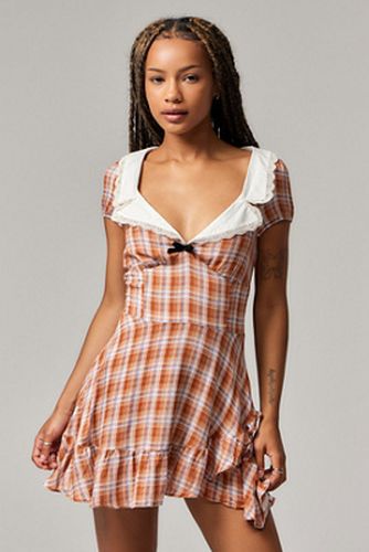 Robe mini à carreaux Maeve en taille: TTP - Kimchi Blue - Modalova