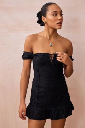 Robe courte Francesca à épaules dénudées en Noir taille: 2XS - Kimchi Blue - Modalova