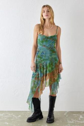 UO - Robe midi asymétrique Phoebe en voile à fleurs verte - Urban Outfitters - Modalova