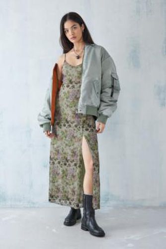 UO - Robe longue en voile à fleurs effet dégradé par en taille: XL - Urban Outfitters - Modalova
