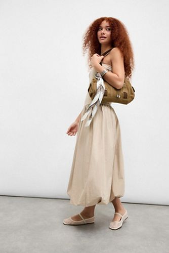 Bandeau Puffball Midi Dress en taille: TTP - Kimchi Blue - Modalova