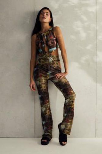 UO - Combi-pantalon à découpe goutte d'eau imprimé photo - Urban Outfitters - Modalova