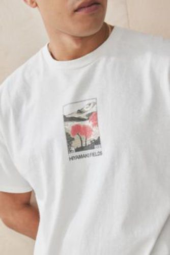 T-shirt UO Hiyamaki Fields par en taille: 2XS - Urban Outfitters - Modalova